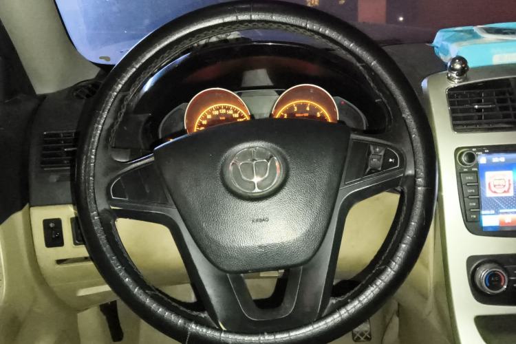Used Brilliance H330 2013 1.5L Manual Luxury Model Steering Wheel