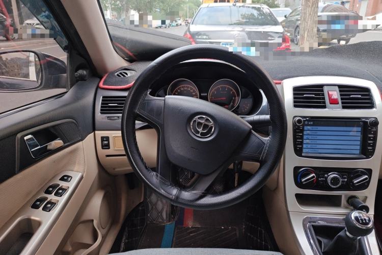Used Brilliance H330 2013 1.5L Manual Comfort Model Steering Wheel