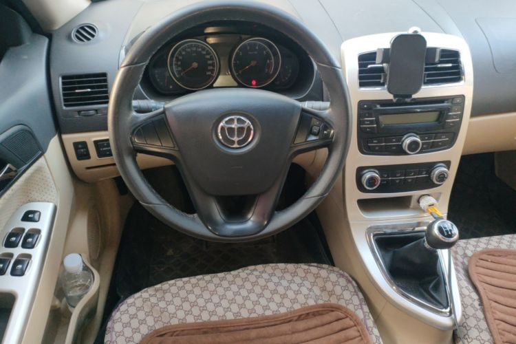 Used Brilliance H330 2013 1.5L Manual Luxury Model Steering Wheel