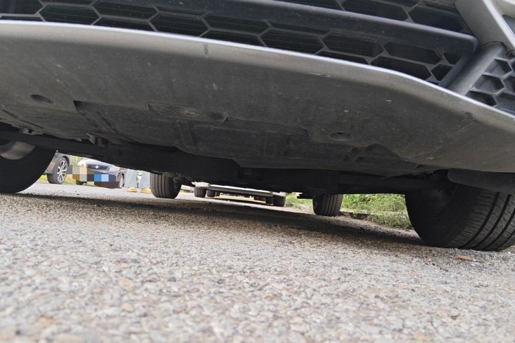 Used Brilliance H330 2013 1.5L Manual Comfort Model Chassis Front