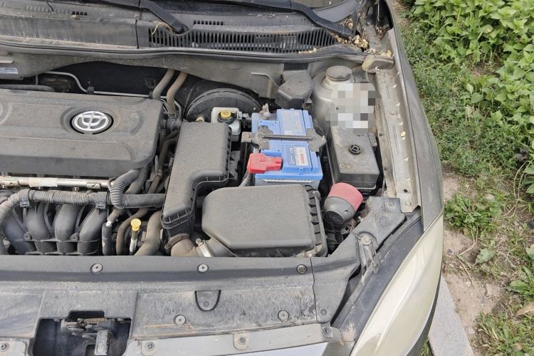 Used Brilliance H330 2013 1.5L Manual Comfort Model Engine Bay Left