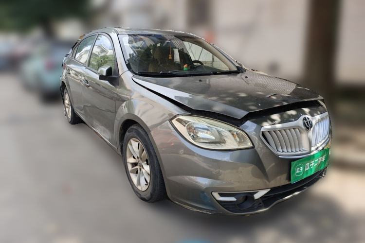 Used Brilliance H330 2013 1.5L Automatic Luxury Model Front Right 45 Deg