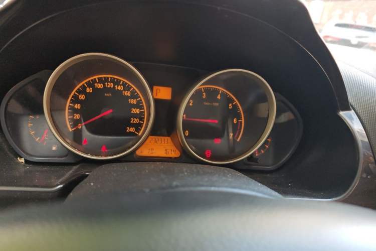 Used Brilliance H330 2013 1.5L Automatic Luxury Model Instrument Cluster
