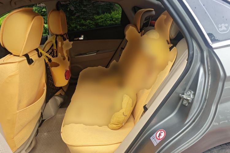 Used Brilliance H330 2013 1.5L Automatic Luxury Model Left Rear Seat