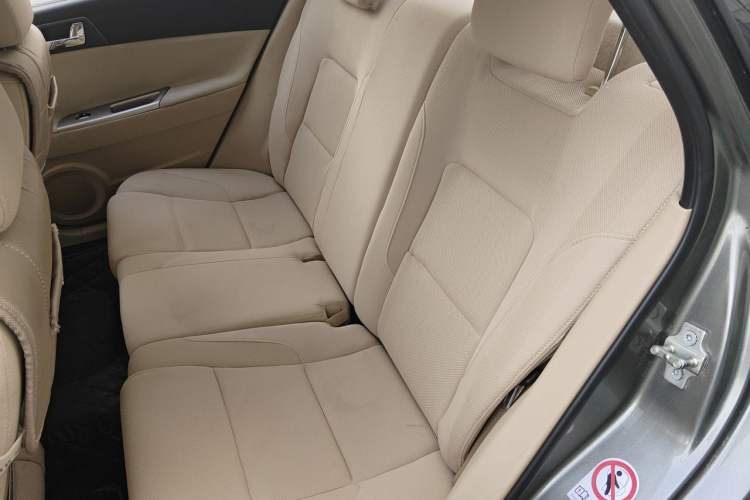 Used Brilliance H330 2013 1.5L Manual Comfort Model Left Rear Seat
