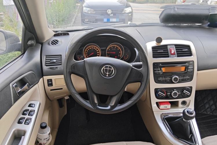 Used Brilliance H330 2013 1.5L Manual Comfort Model Steering Wheel