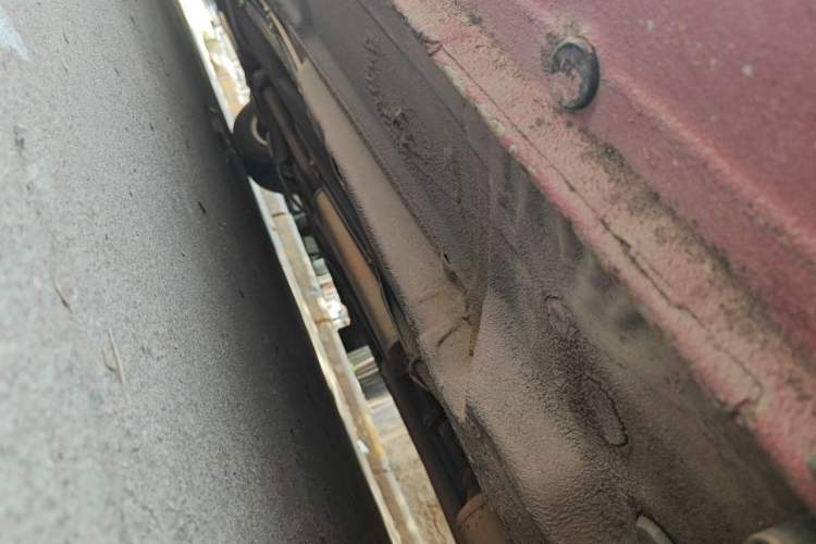 Used Brilliance H330 2013 1.5L Manual Comfort Model Chassis Front Right