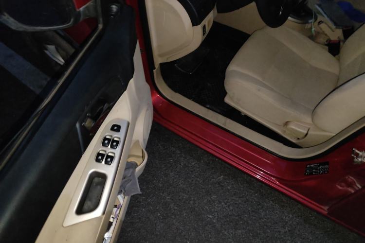 Used Brilliance H330 2013 1.5L Manual Comfort Model Driver Seat