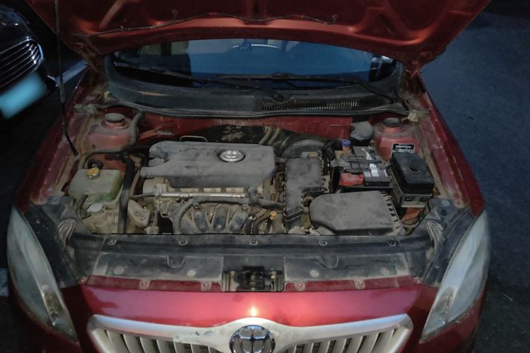 Used Brilliance H330 2013 1.5L Manual Comfort Model Engine Bay