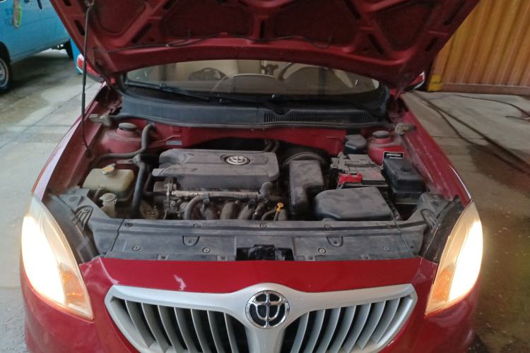 Used Brilliance H330 2013 1.5L Manual Luxury Model Engine Bay