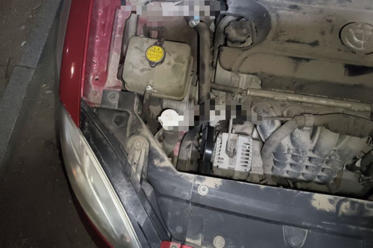 Used Brilliance H330 2013 1.5L Manual Luxury Model Engine Bay Right