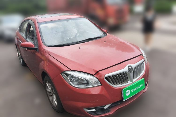 Used Brilliance H330 2013 1.5L Automatic Luxury Model Front Right 45 Deg