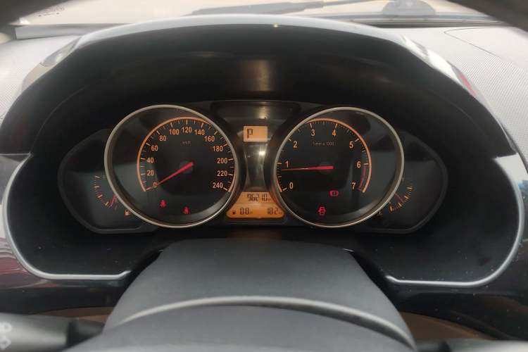 Used Brilliance H330 2013 1.5L Automatic Luxury Model Instrument Cluster