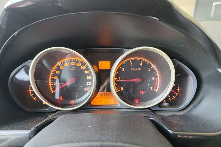 Used Brilliance H330 2013 1.5L Automatic Luxury Model Instrument Cluster