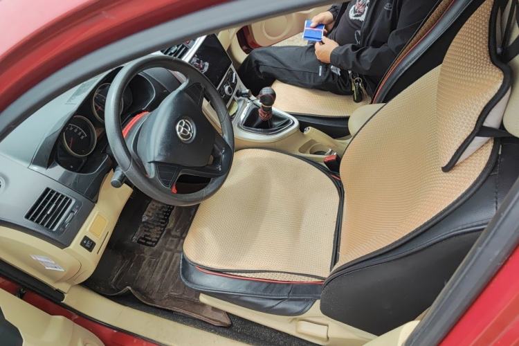 Used Brilliance H330 2013 1.5L Manual Comfort Model Left Front Seat