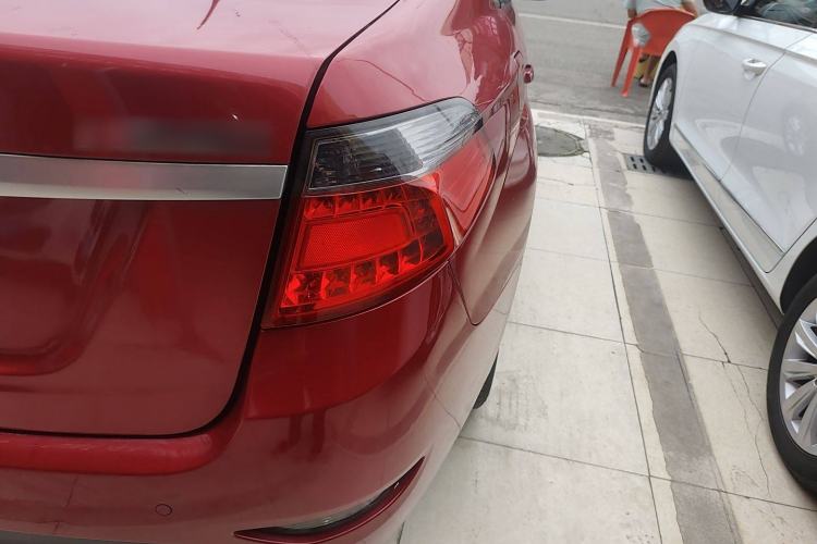 Used Brilliance H330 2013 1.5L Automatic Luxury Model Right Rear Taillight