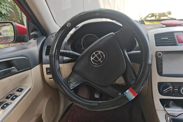 Used Brilliance H330 2013 1.5L Manual Comfort Model Steering Wheel