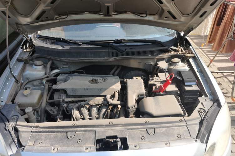 Used Brilliance H330 2013 1.5L Automatic Comfort Edition Engine Bay