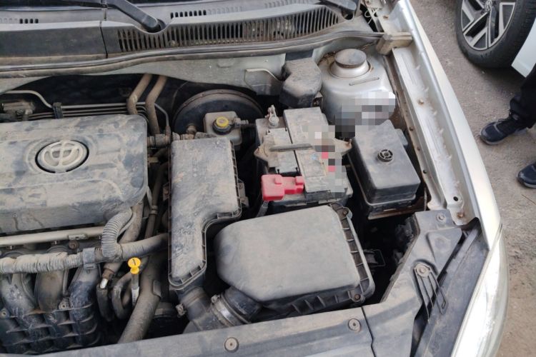 Used Brilliance H330 2013 1.5L Manual Luxury Model Engine Bay Left
