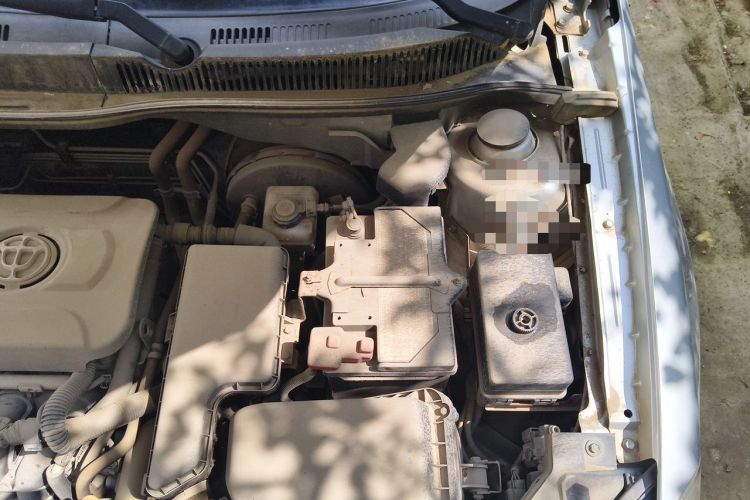 Used Brilliance H330 2013 1.5L Manual Luxury Model Engine Bay Left
