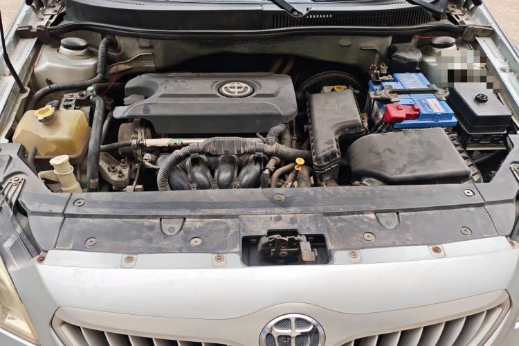 Used Brilliance H330 2013 1.5L Manual Comfort Model Engine Bay