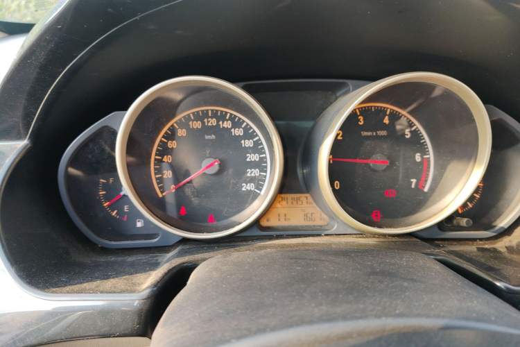 Used Brilliance H330 2013 1.5L Manual Luxury Model Instrument Cluster