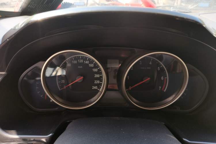 Used Brilliance H330 2013 1.5L Automatic Comfort Edition Instrument Cluster
