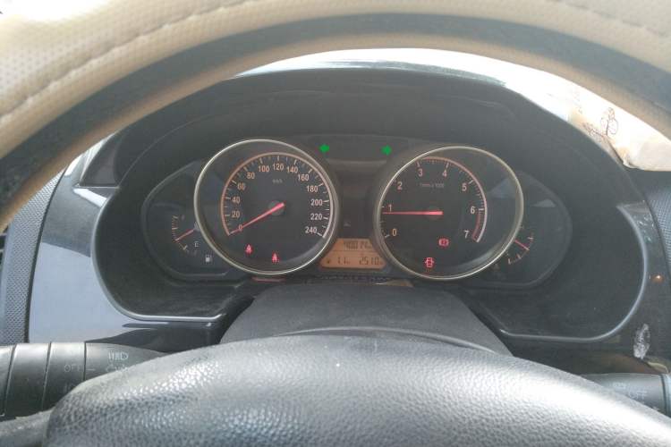 Used Brilliance H330 2013 1.5L Manual Luxury Model Instrument Cluster