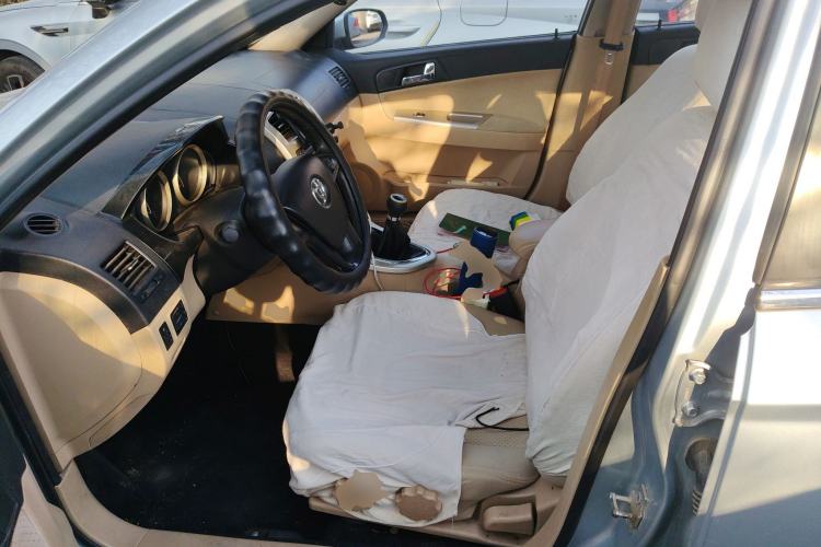 Used Brilliance H330 2013 1.5L Manual Luxury Model Left Front Seat