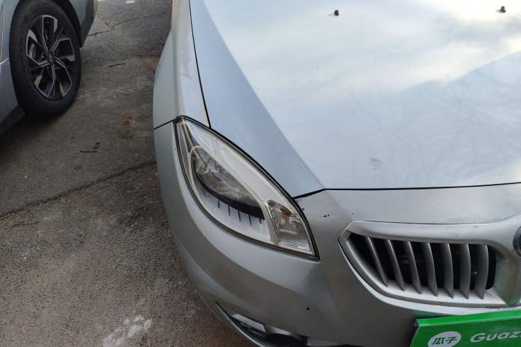 Used Brilliance H330 2013 1.5L Manual Luxury Model Right Front Headlight