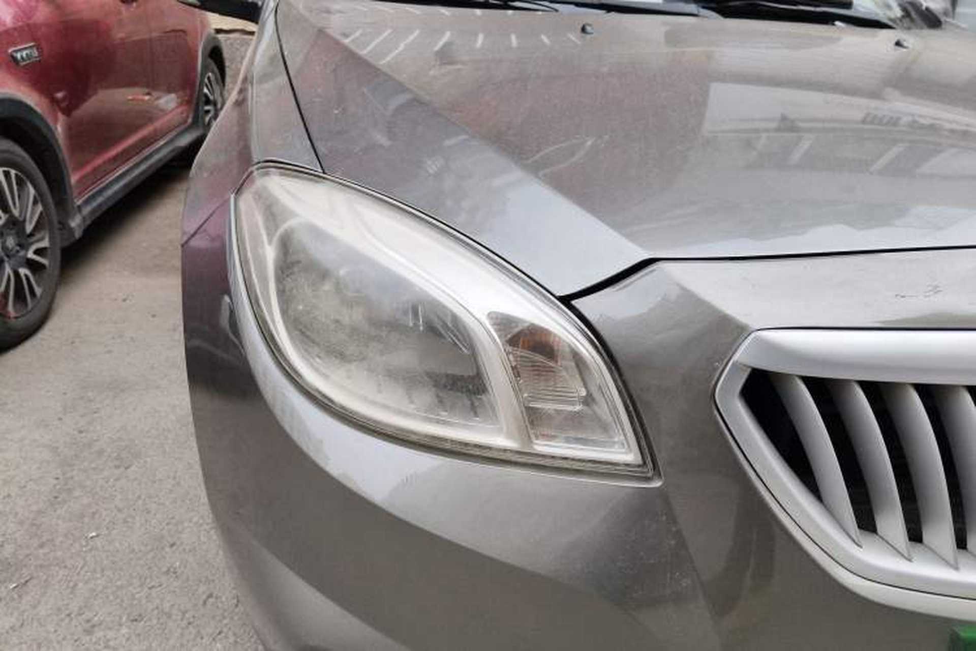 Used Brilliance H330 2013 1.5L Manual Comfort Model Right Front Headlight
