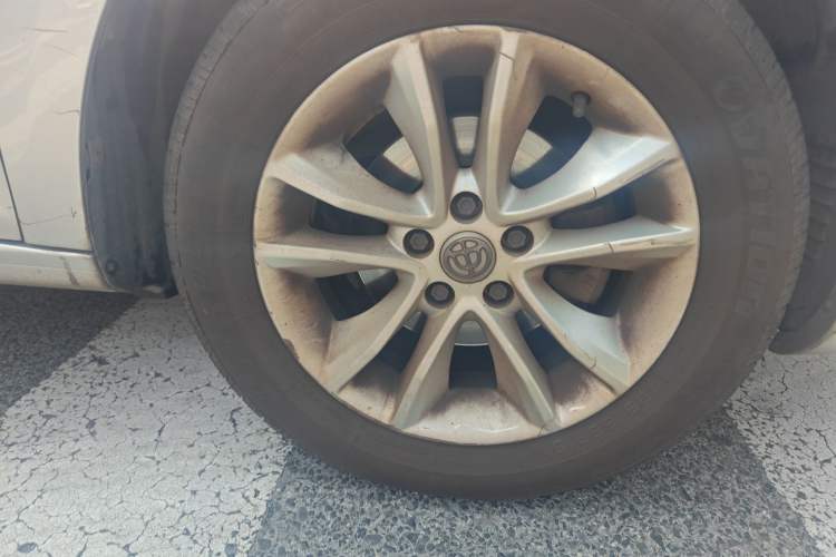 Used Brilliance H330 2013 1.5L Manual Comfort Model Right Front Wheel Hub