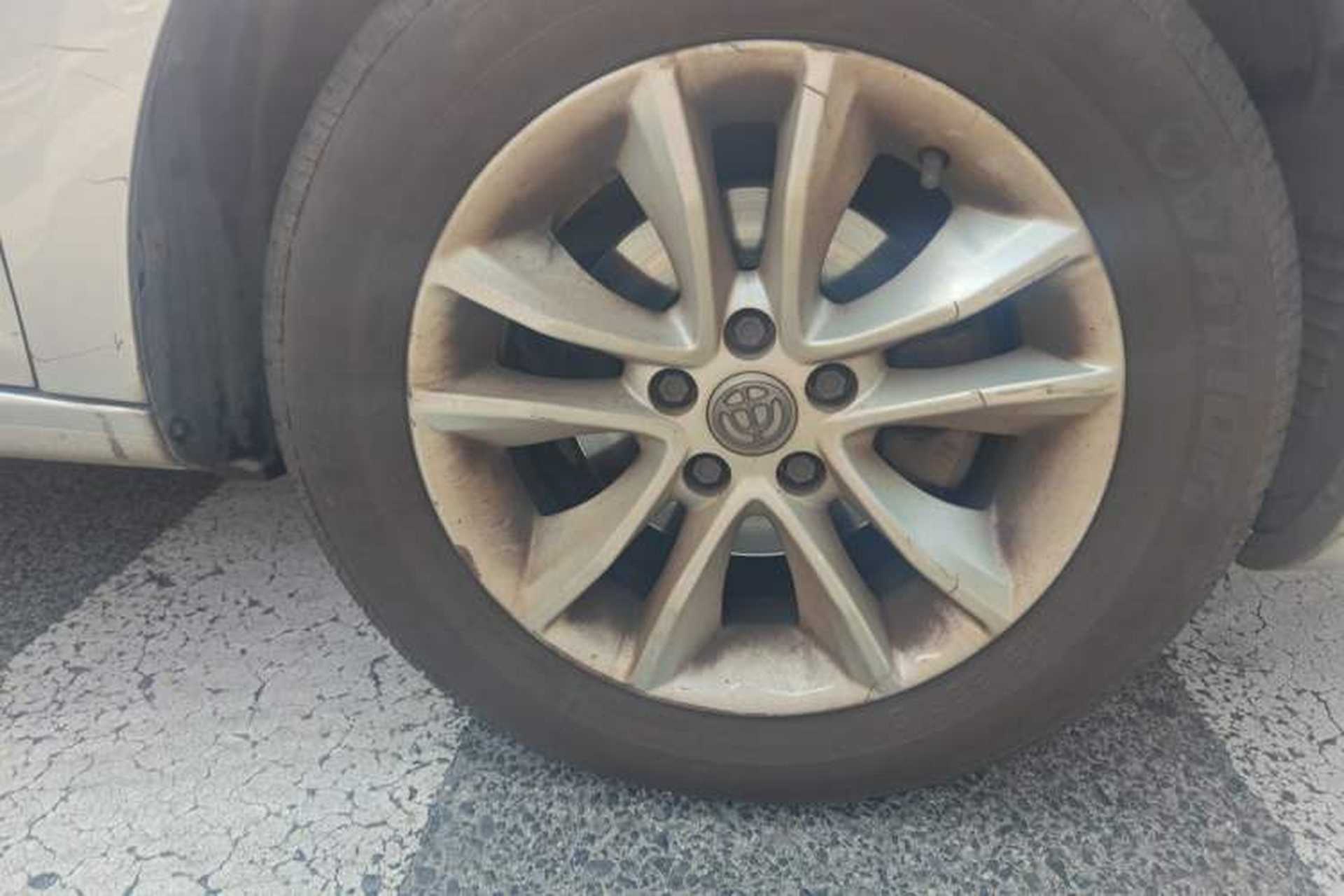 Used Brilliance H330 2013 1.5L Manual Comfort Model Right Front Wheel Hub
