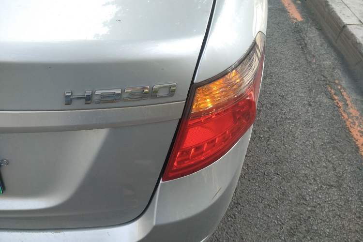 Used Brilliance H330 2013 1.5L Manual Luxury Model Right Rear Taillight