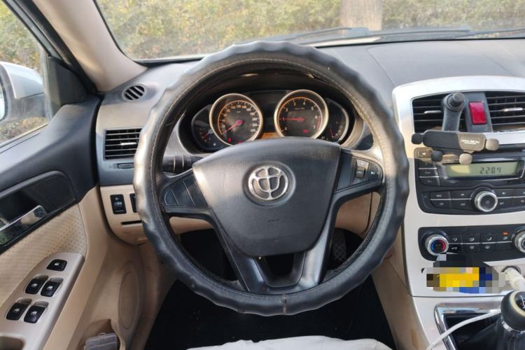 Used Brilliance H330 2013 1.5L Manual Luxury Model Steering Wheel