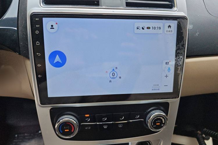 Used Brilliance H330 2013 1.5L Automatic Luxury Model Audio And AC Panel