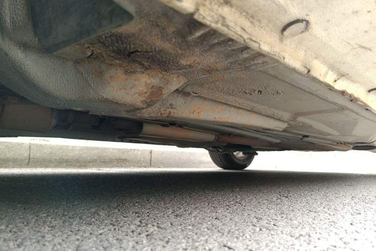 Used Brilliance H330 2013 1.5L Manual Comfort Model Chassis Front Left