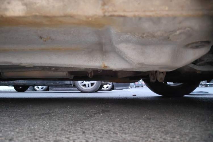 Used Brilliance H330 2013 1.5L Automatic Luxury Model Chassis Front Right
