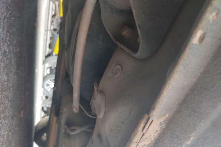 Used Brilliance H330 2013 1.5L Automatic Luxury Model Chassis Rear Right