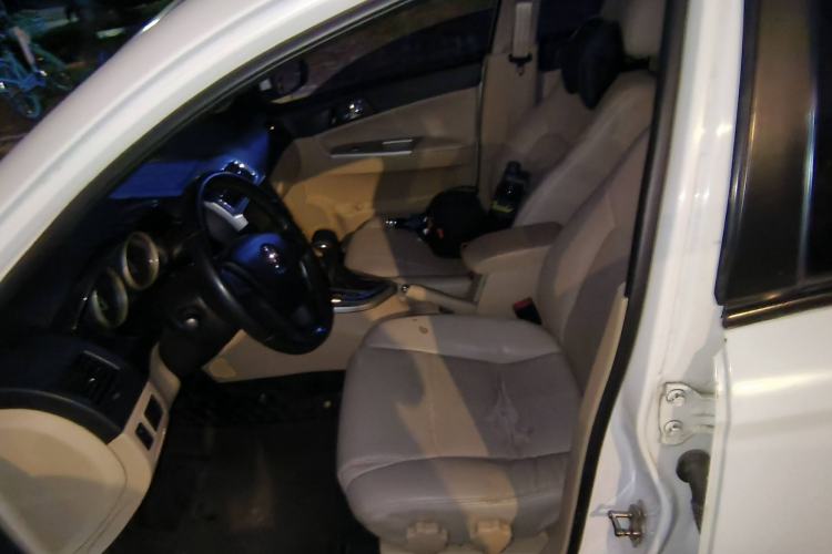 Used Brilliance H330 2013 1.5L Automatic Luxury Model Driver Seat