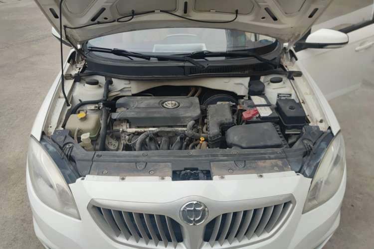 Used Brilliance H330 2013 1.5L Manual Luxury Model Engine Bay