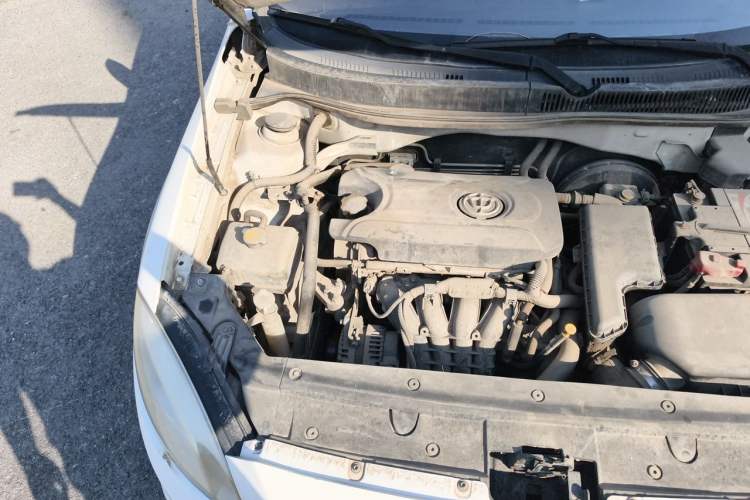 Used Brilliance H330 2013 1.5L Automatic Luxury Model Engine Bay Right