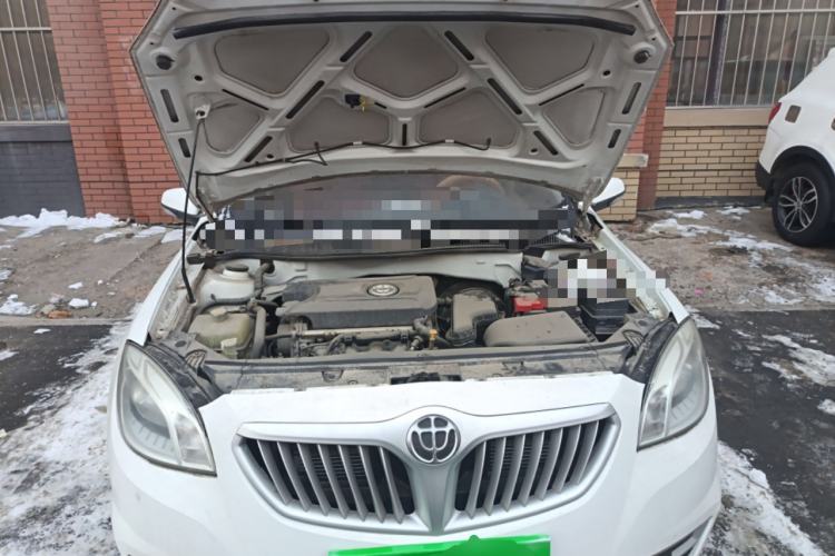 Used Brilliance H330 2013 1.5L Automatic Comfort Edition Engine Bay