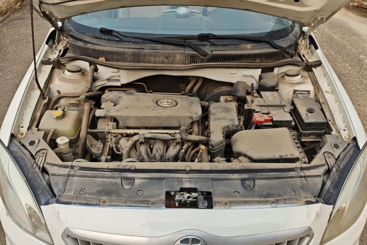 Used Brilliance H330 2013 1.5L Manual Comfort Model Engine Bay