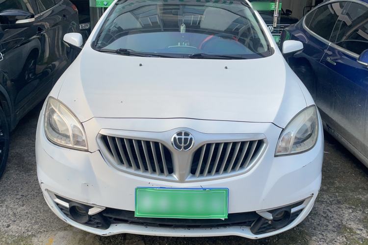 Used Brilliance H330 2013 1.5L Automatic Luxury Model Exterior 4