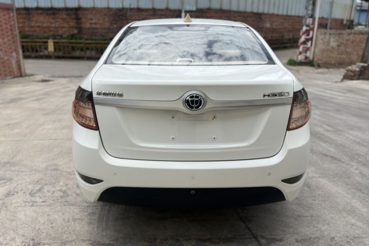 Used Brilliance H330 2013 1.5L Automatic Luxury Model Exterior 5