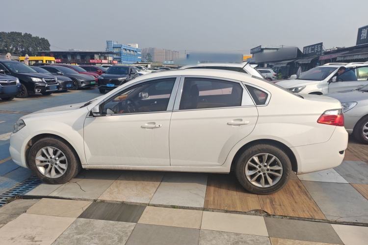 Used Brilliance H330 2013 1.5L Manual Luxury Model Exterior 5