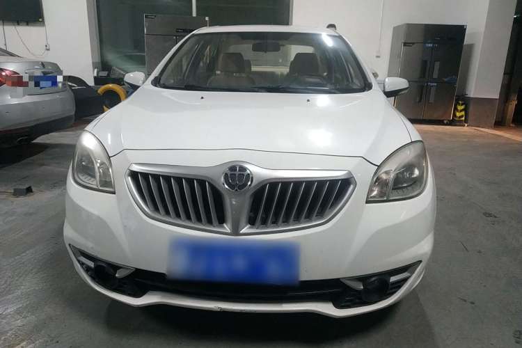 Used Brilliance H330 2013 1.5L Automatic Luxury Model Front