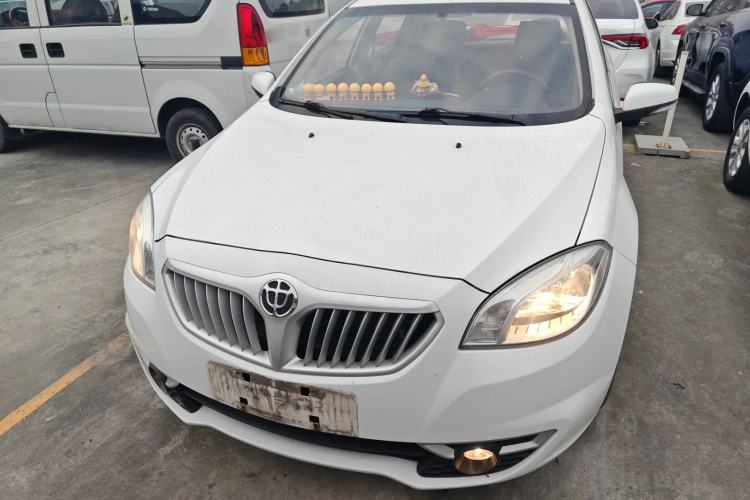 Used Brilliance H330 2013 1.5L Manual Luxury Model Front