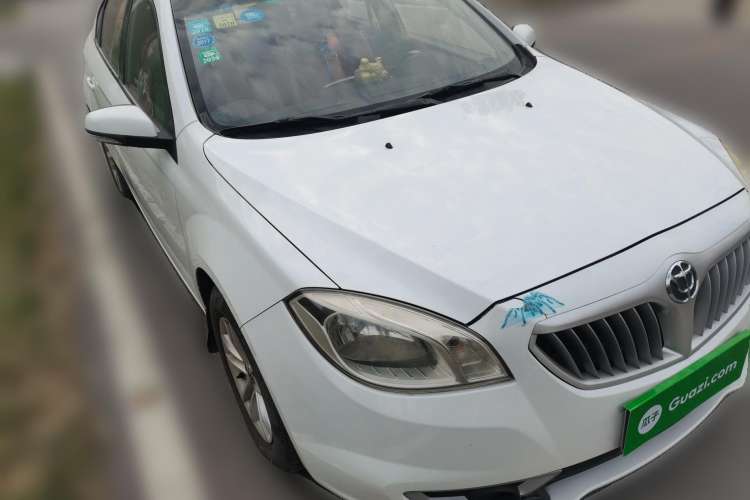 Used Brilliance H330 2013 1.5L Automatic Luxury Model Front Right 45 Deg